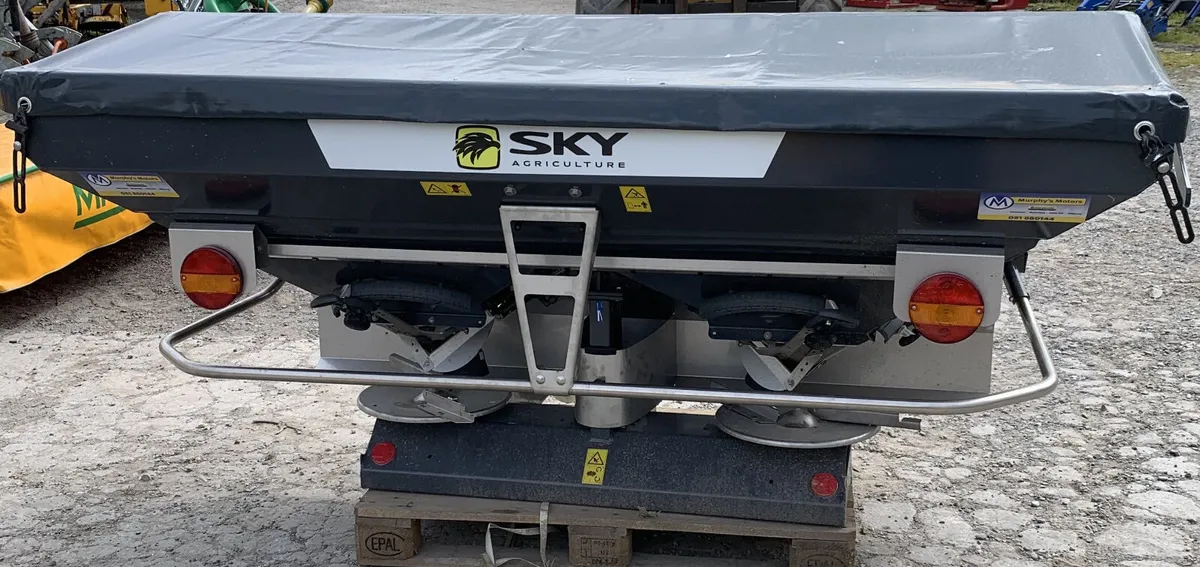 Sky DX-20 Fertilizer spreader - Image 2