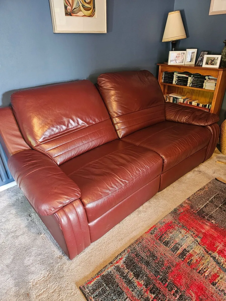 Burgundy Leather Recliner Sofa – 2 Seater - Image 3