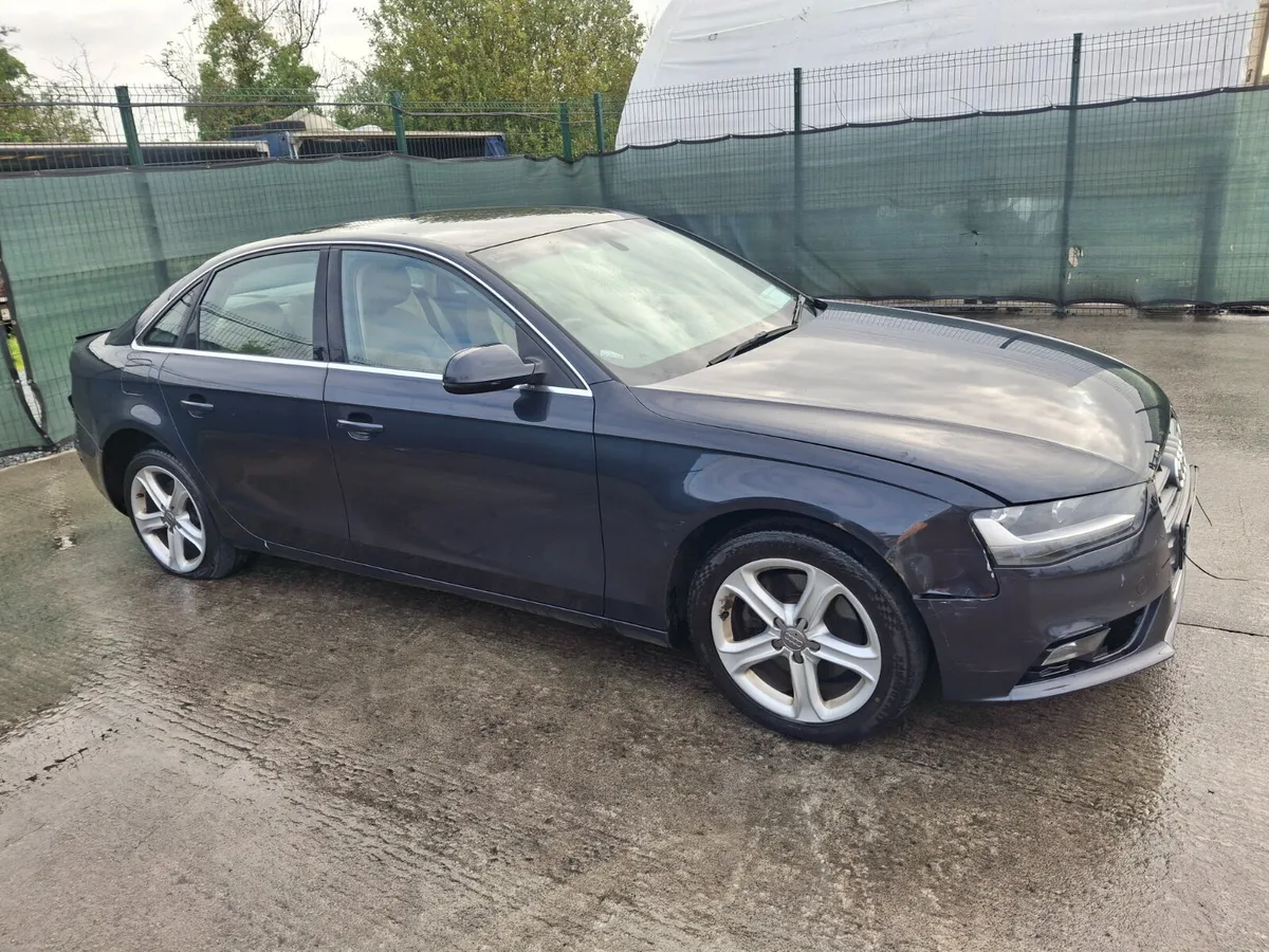 2013 Audi A4 2.0 TDI light Damage - Image 2