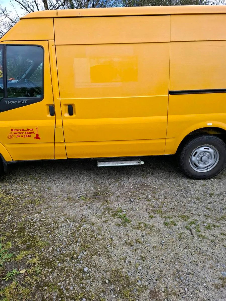 Van - Image 2