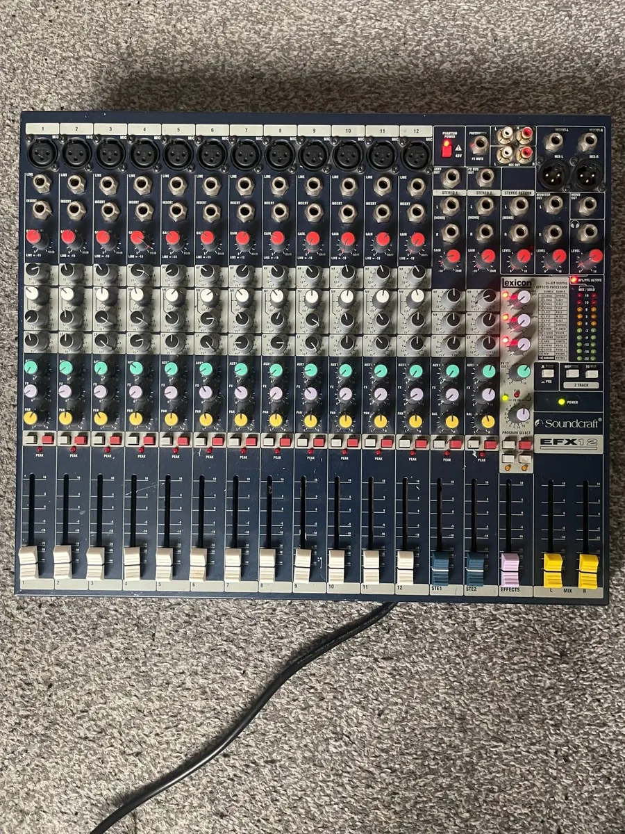 Soundcraft EFX12 (Audio Mixer) - Image 1