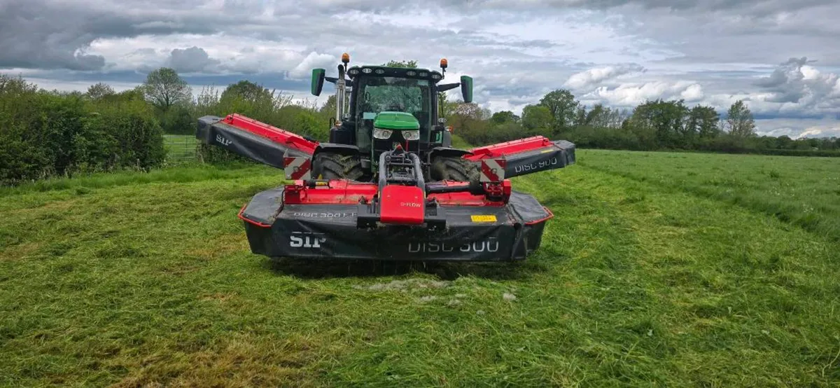 Triple Mowers - Image 1