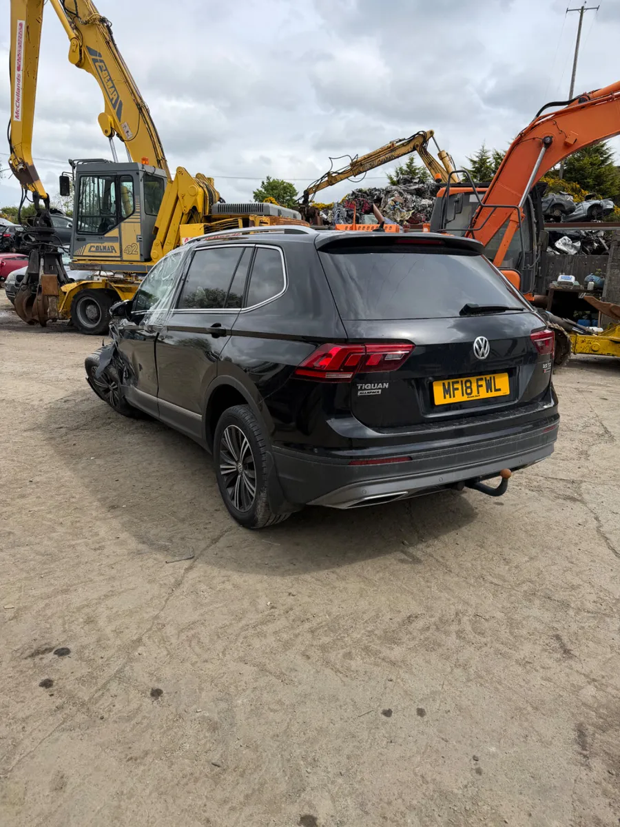 Breaking 2018 Volkswagen Tiguan Allspace 2.0Tdi - Image 3