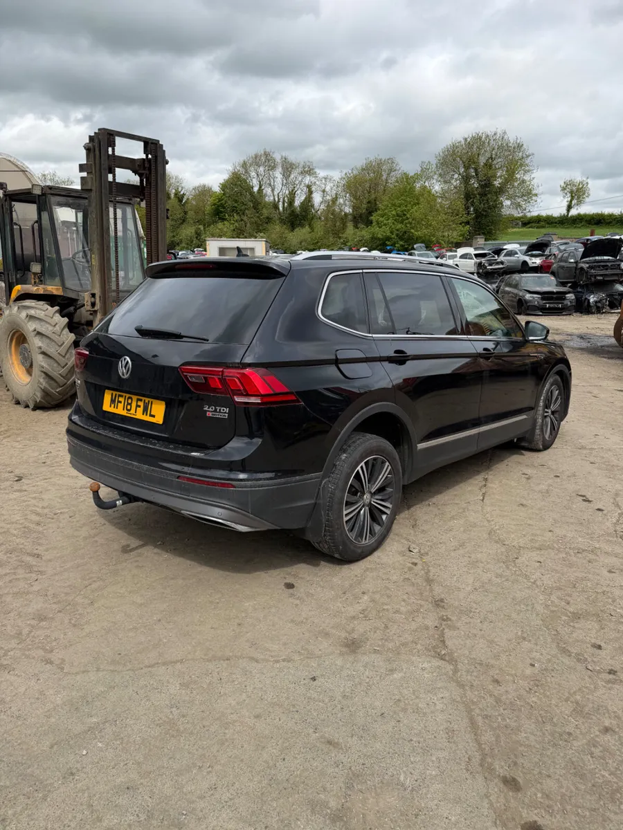 Breaking 2018 Volkswagen Tiguan Allspace 2.0Tdi - Image 4