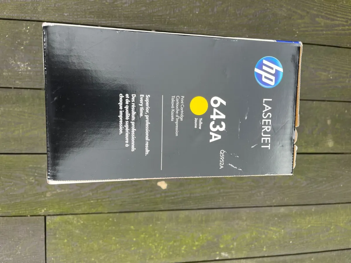 Hp Q5952A Yellow Ink Toner - Image 3