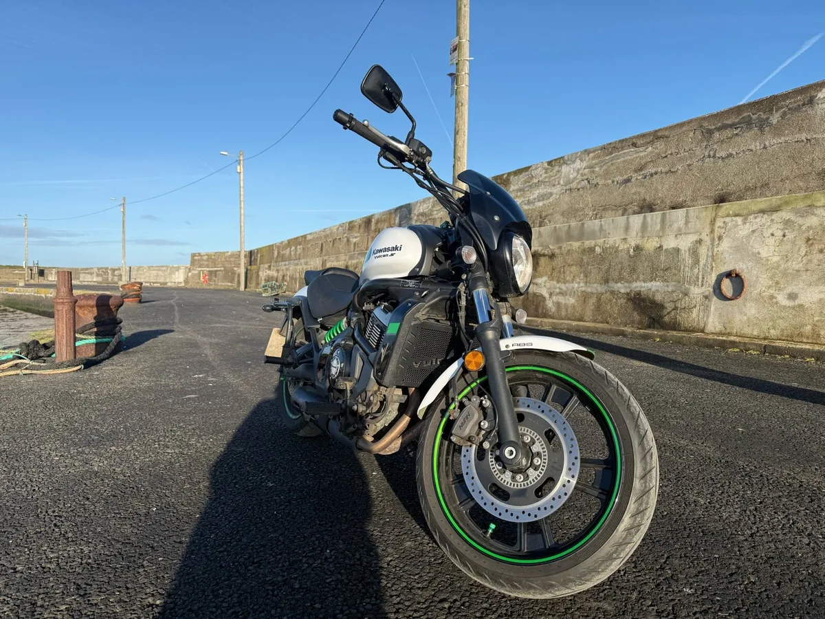 Kawasaki Vulcan 650 S Cafe - Image 3