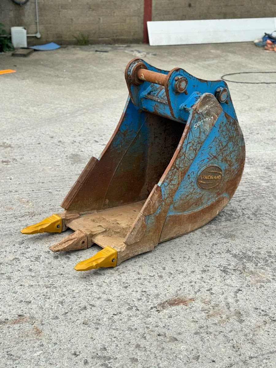 24” Strickland 65mm Bucket - Image 1