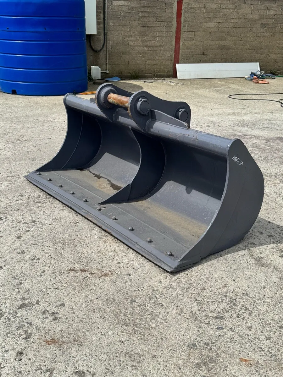 84” Strickland 80mm Grading Bucket - Image 2
