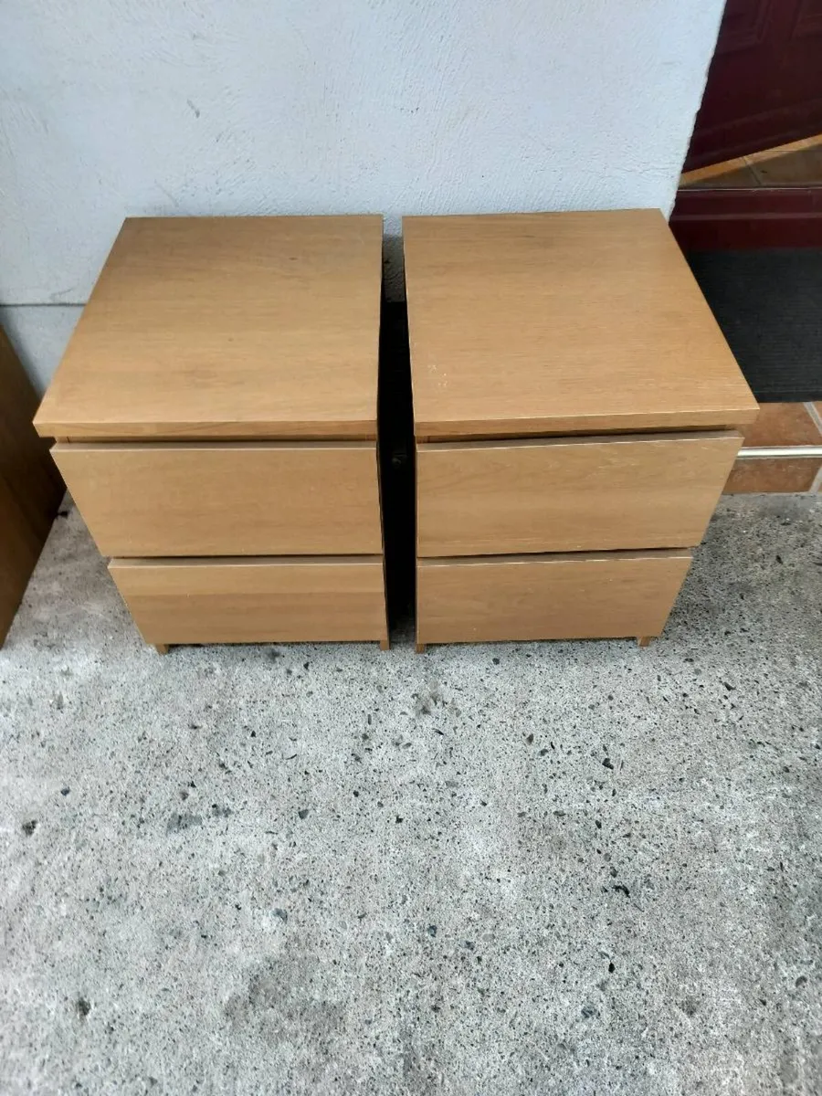 2 Bedlockers - Image 1