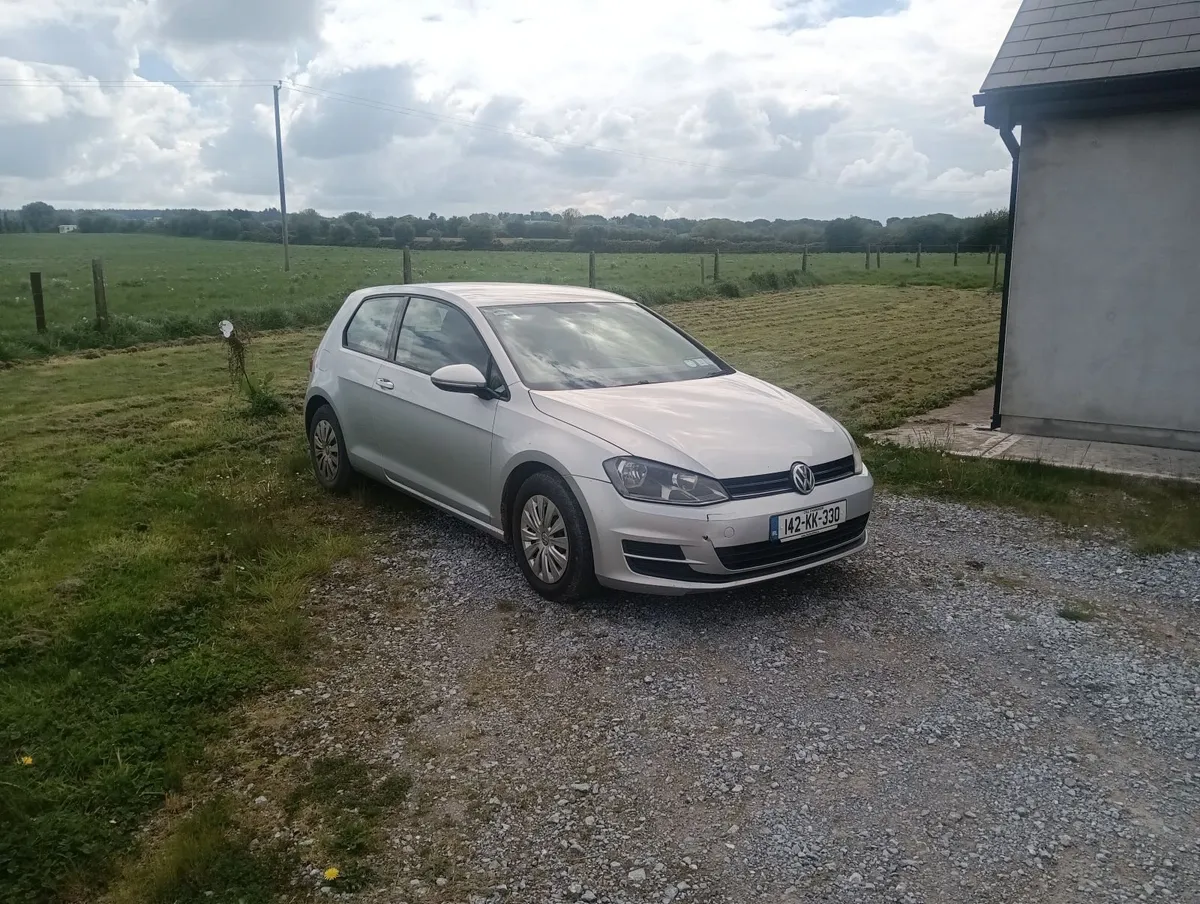 Volkswagen Golf 2014 - Image 1