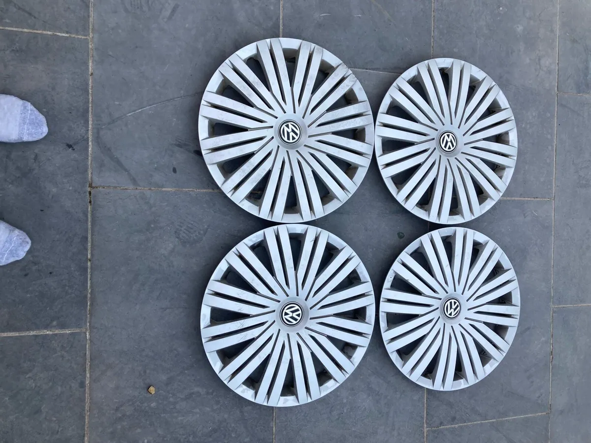 VW Hub caps