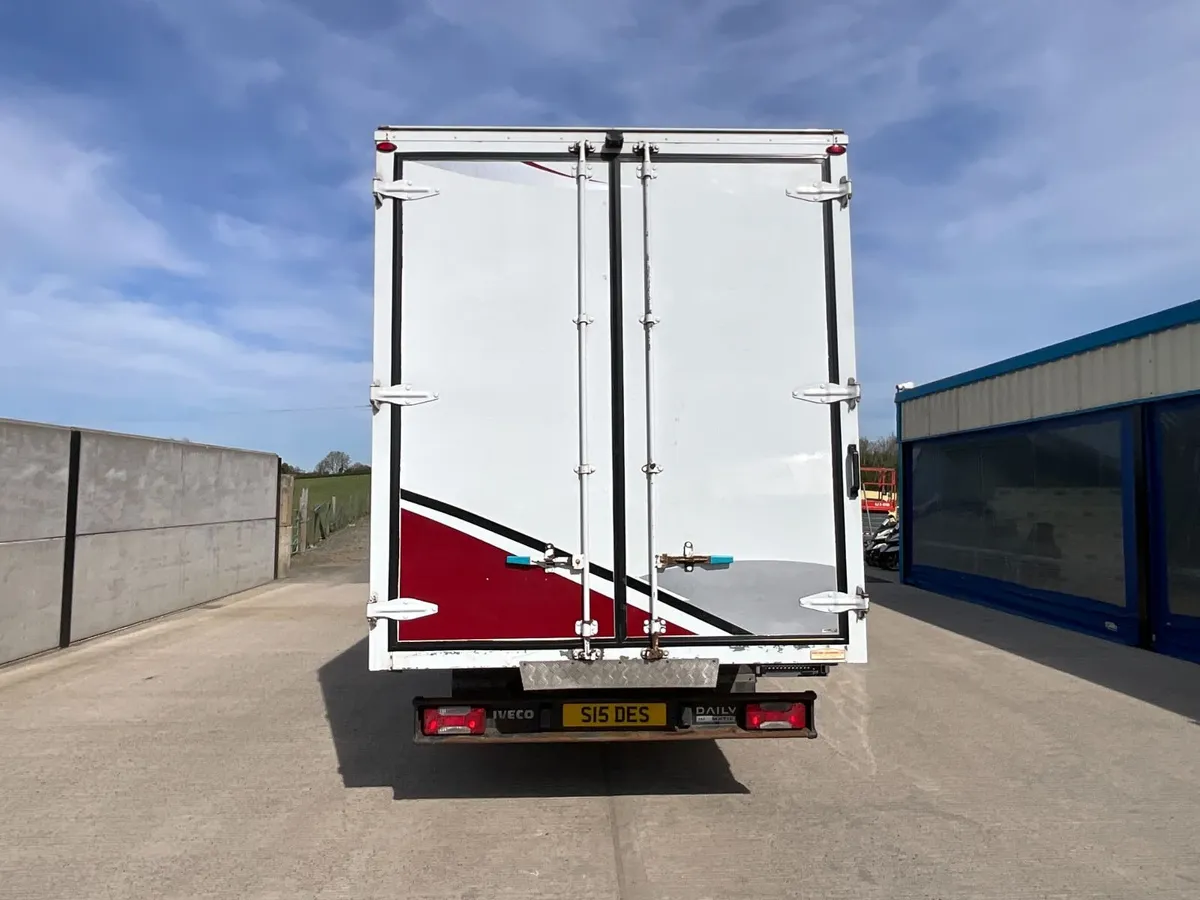 IVECO DAILY 70C18 7 TON AUTOMATIC BOX VAN - Image 4