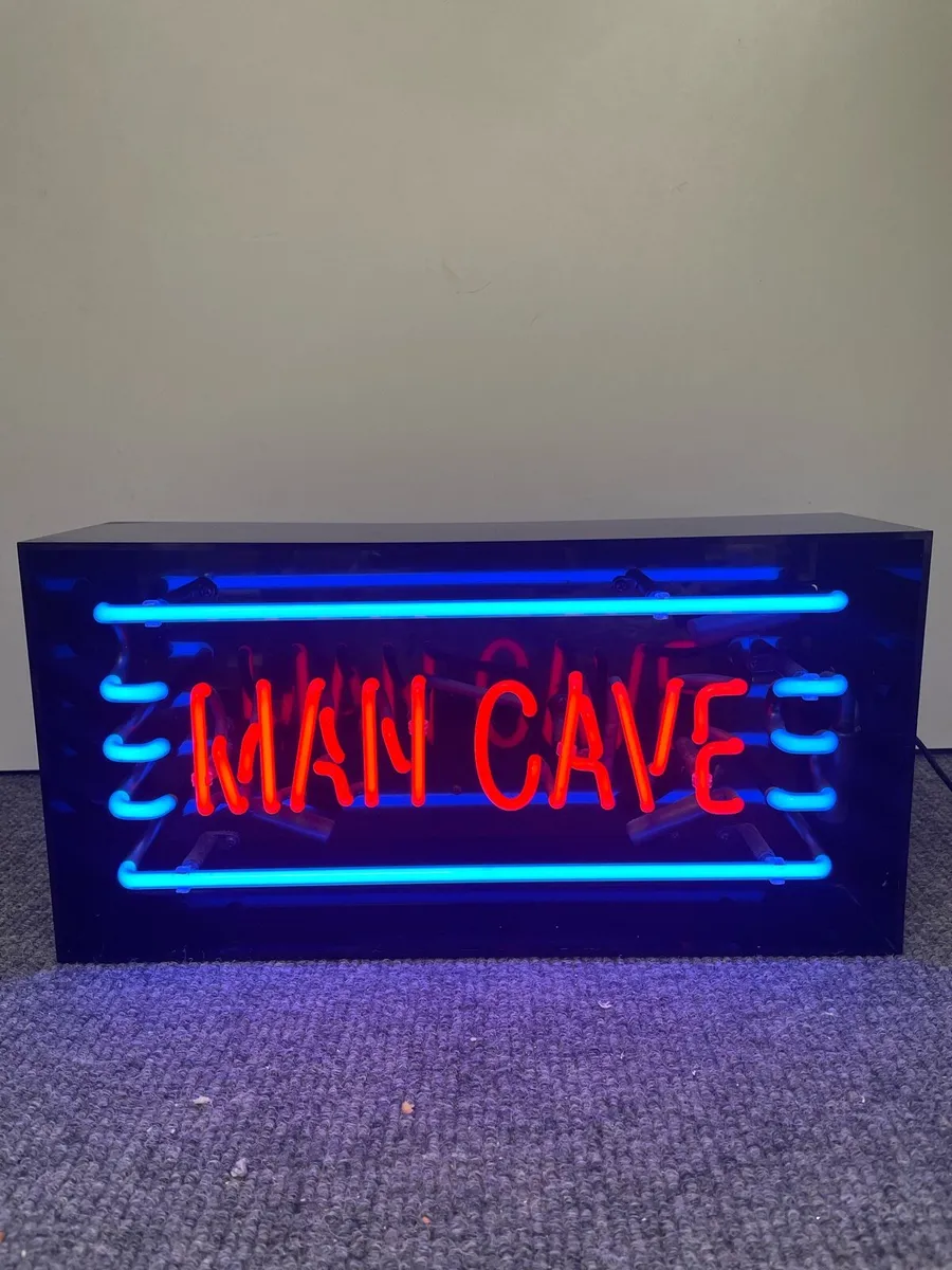 Neon “Mancave” sign - Image 1