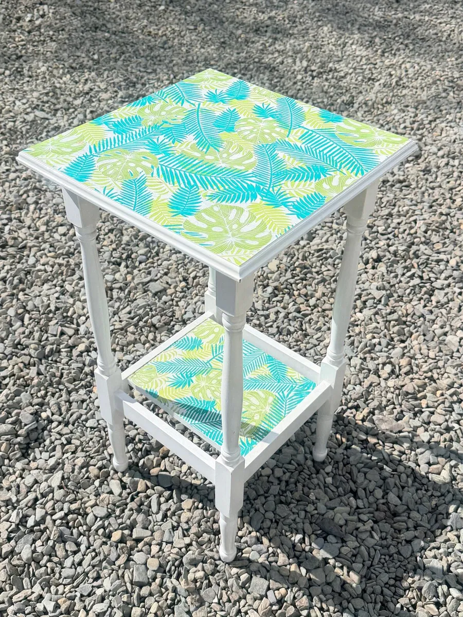 Small table - Image 1