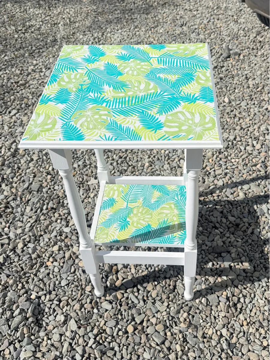 Small table - Image 2