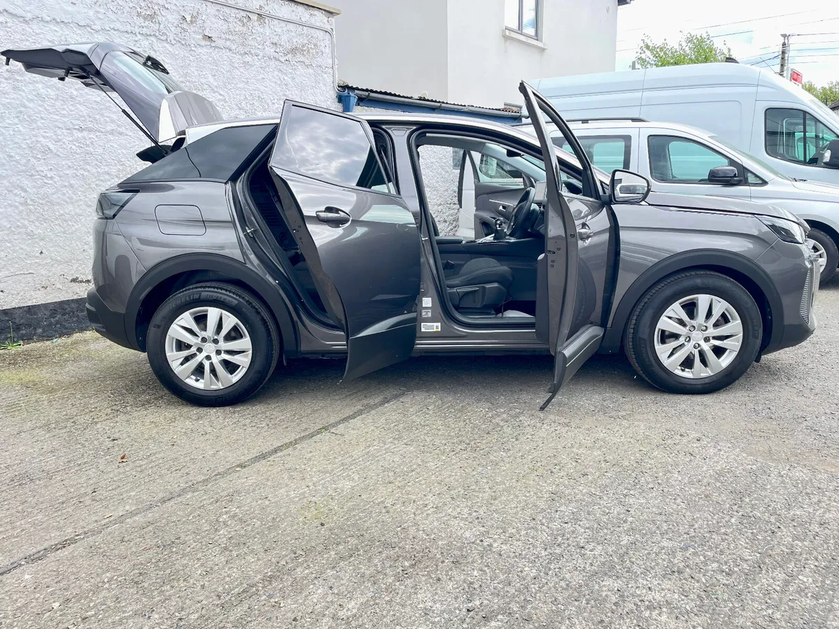 Peugeot 3008 Active 1.5 Diesel 2 Seat Van,2022 - Image 3