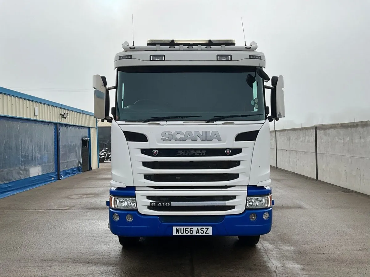 SCANIA G410 8X4 32 TON TIPPER - Image 4