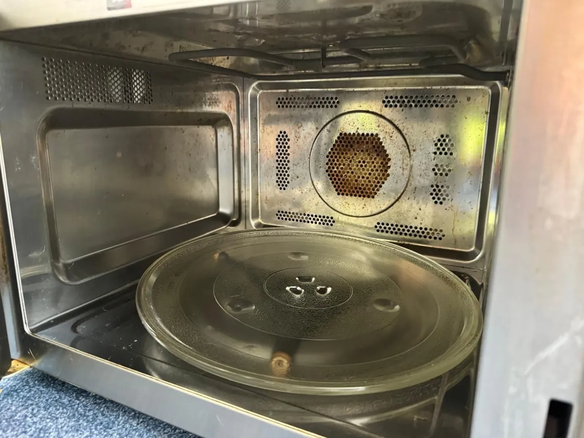 Broken Microwave/oven/airfryer - Image 3