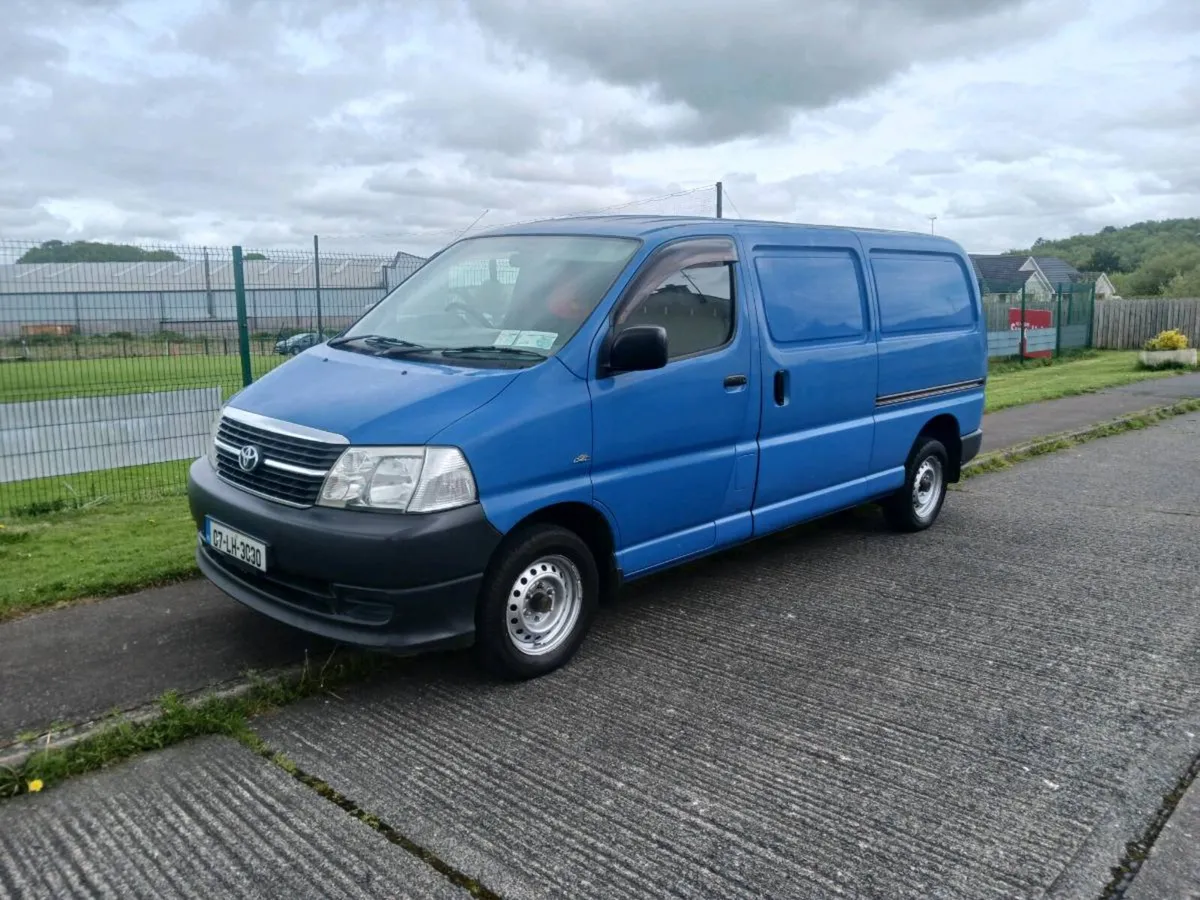 2007 toyota hiace, tested 03/2027,,,4850 euro - Image 1