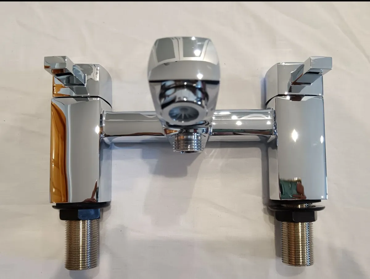 Lot of bath shower mixers & taps - Image 1