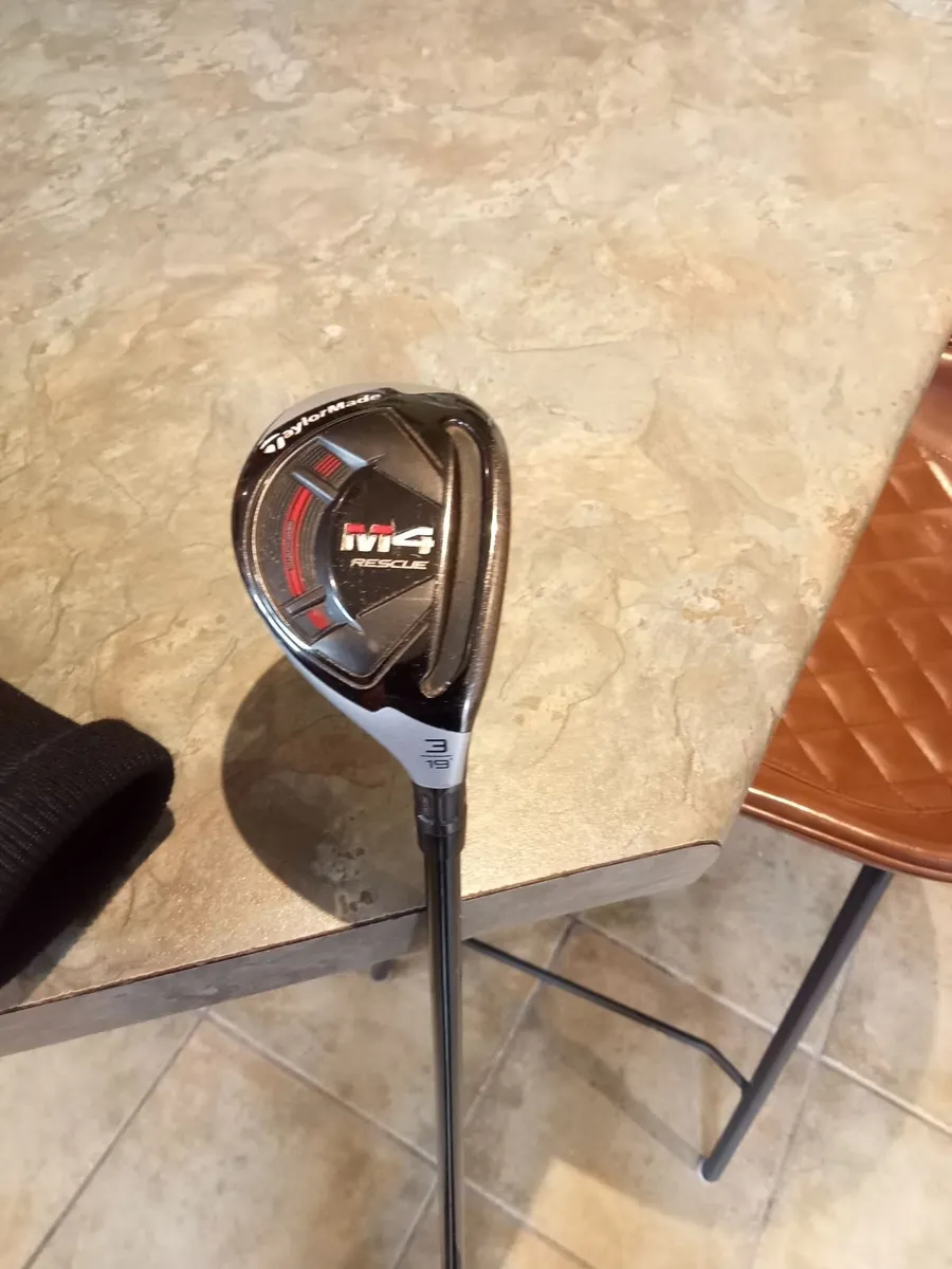 Golf club - Image 1