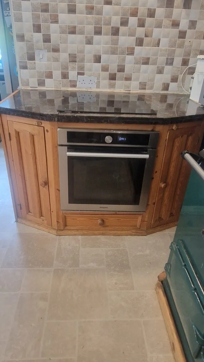 Solid pine kitchen granite worktop and appliances - Image 2