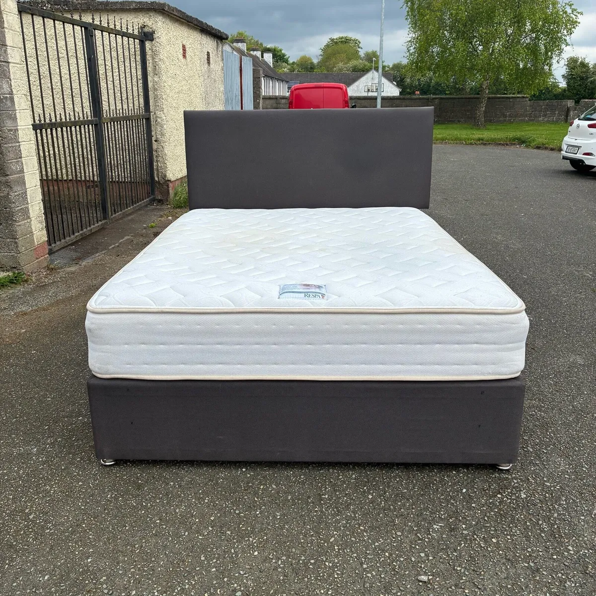 5ft bed with drawers & Respa Mattress - Image 2