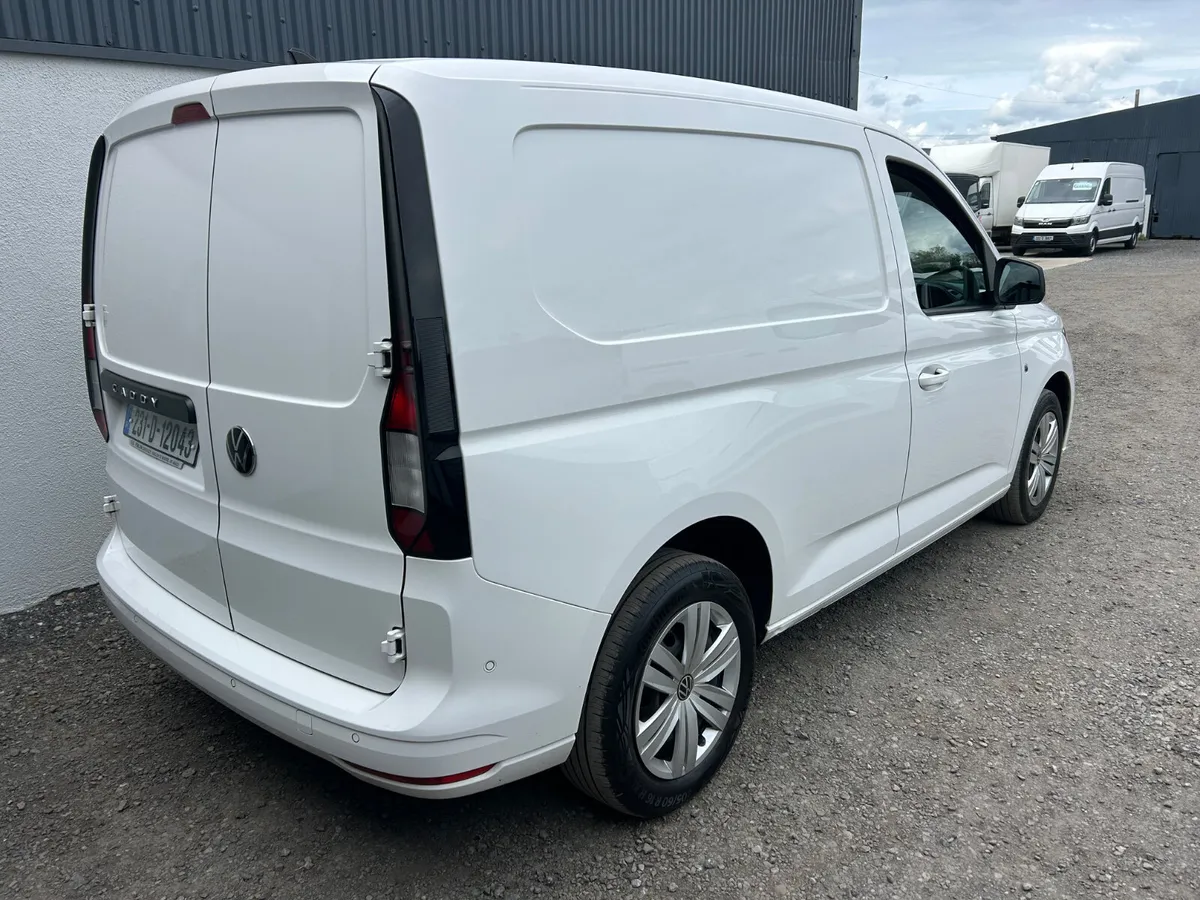 2023 Volkswagen Caddy ‘ 122 Bhp - Image 4