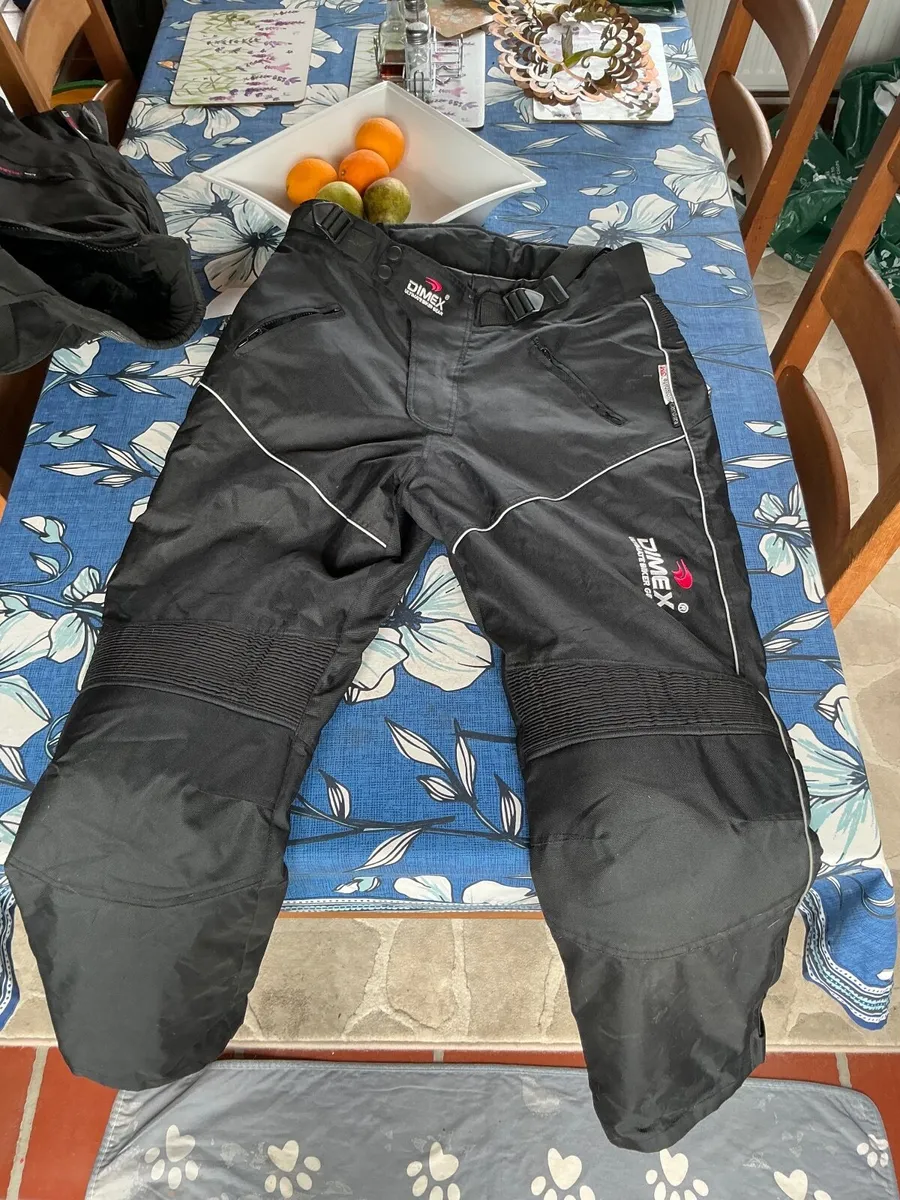 Padded quilted Jacket  and Motorcycle trousers - Image 3