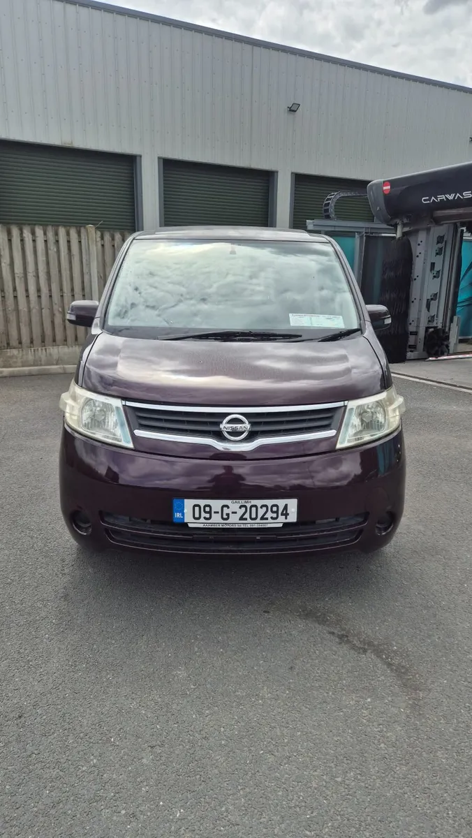 Nissan Serena 2009 , Automatic - Image 1