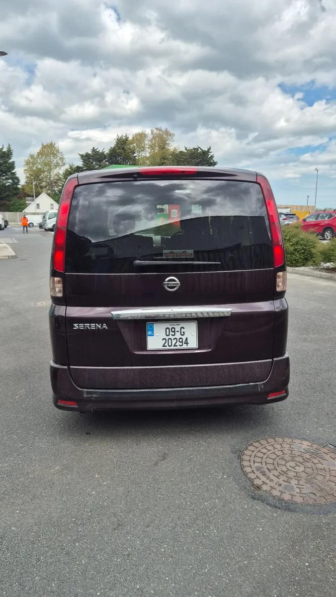 Nissan Serena 2009 , Automatic - Image 4