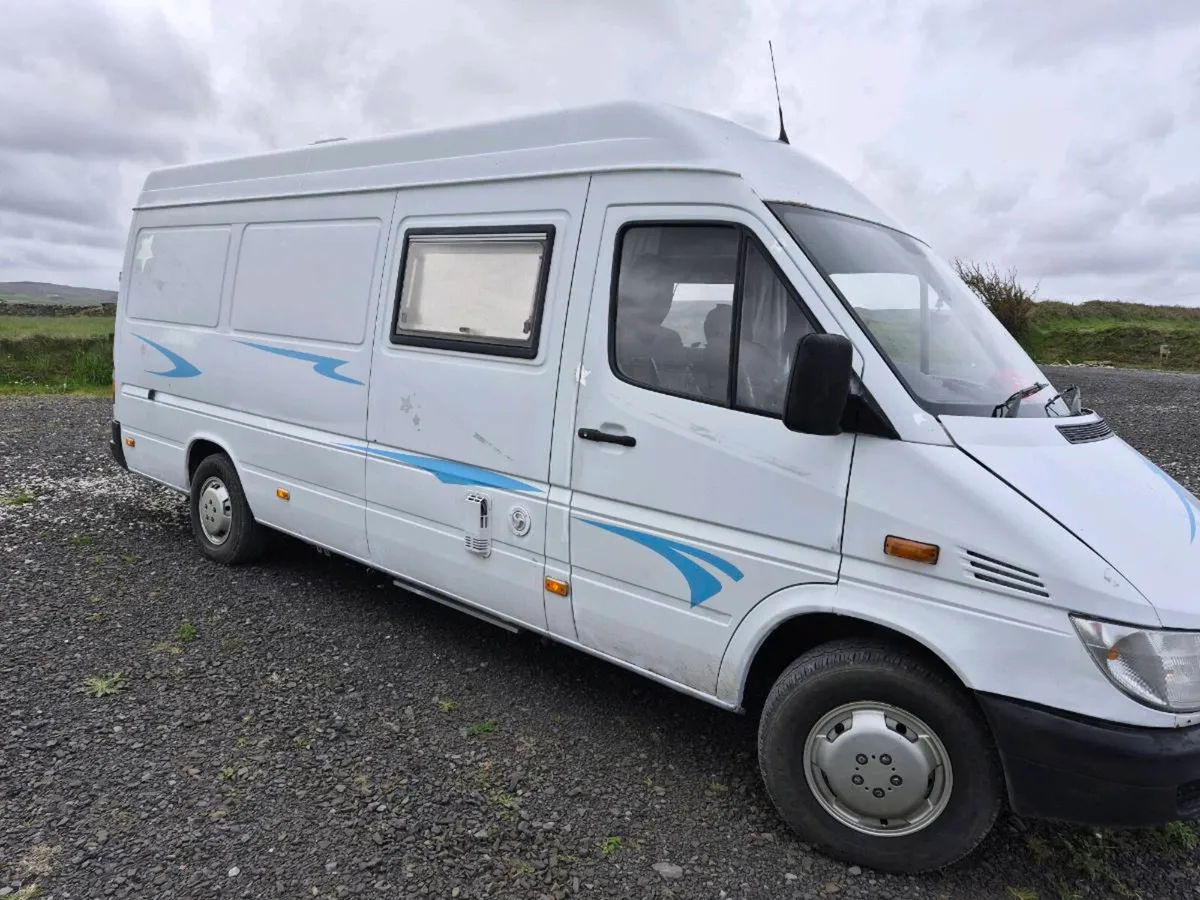 Mercedes sprinter camper - Image 3