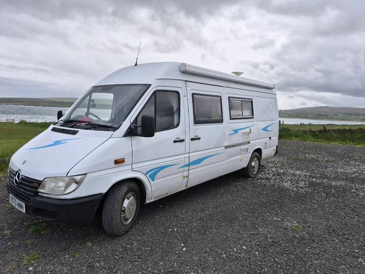 Mercedes sprinter camper - Image 2