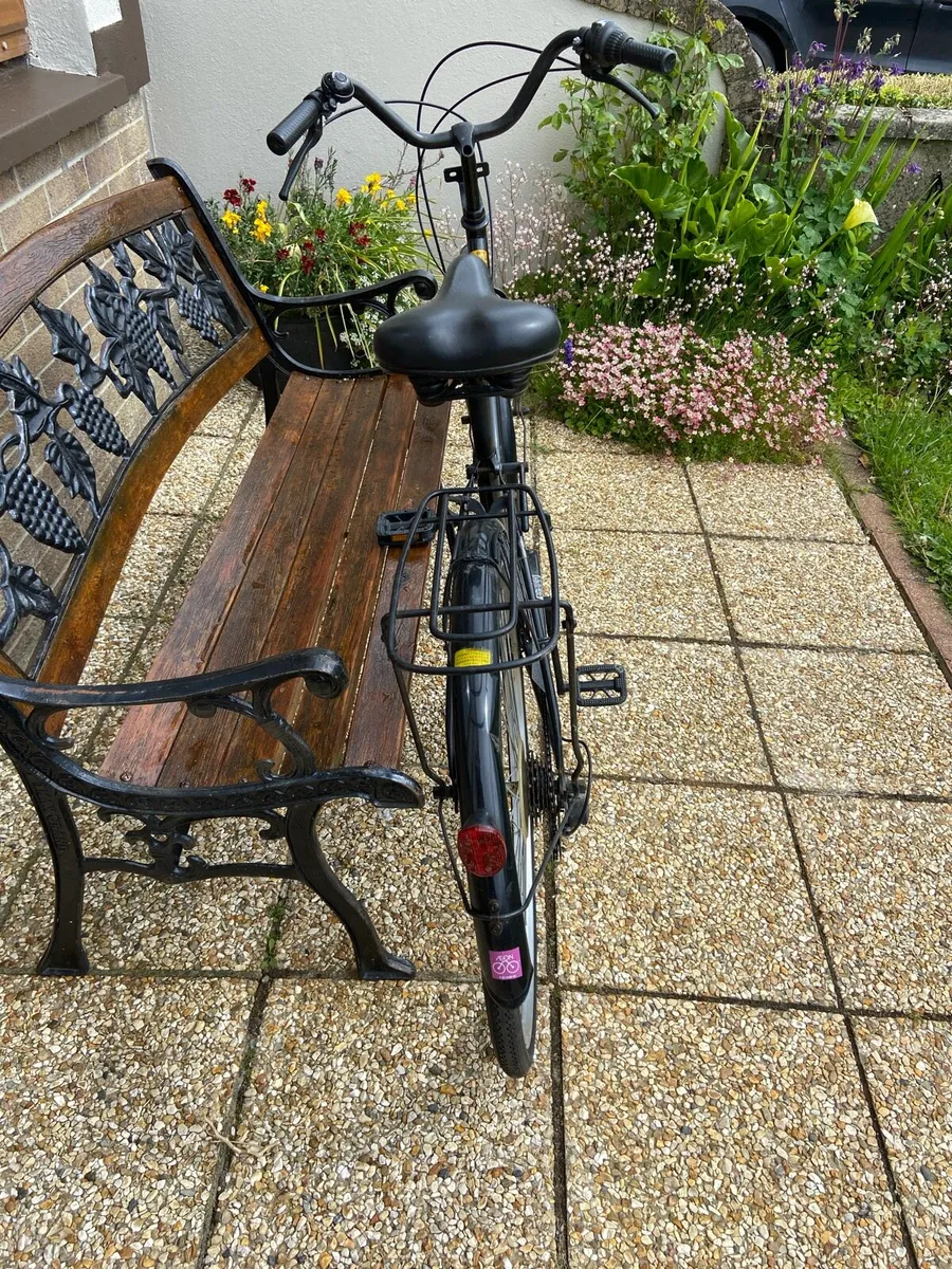 Lady’s. Bicycle - Image 3