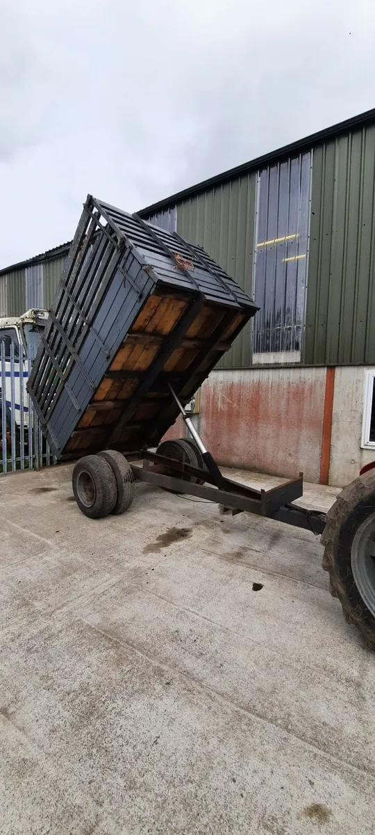 12x7 and 10x6 tipping trailers - Image 2