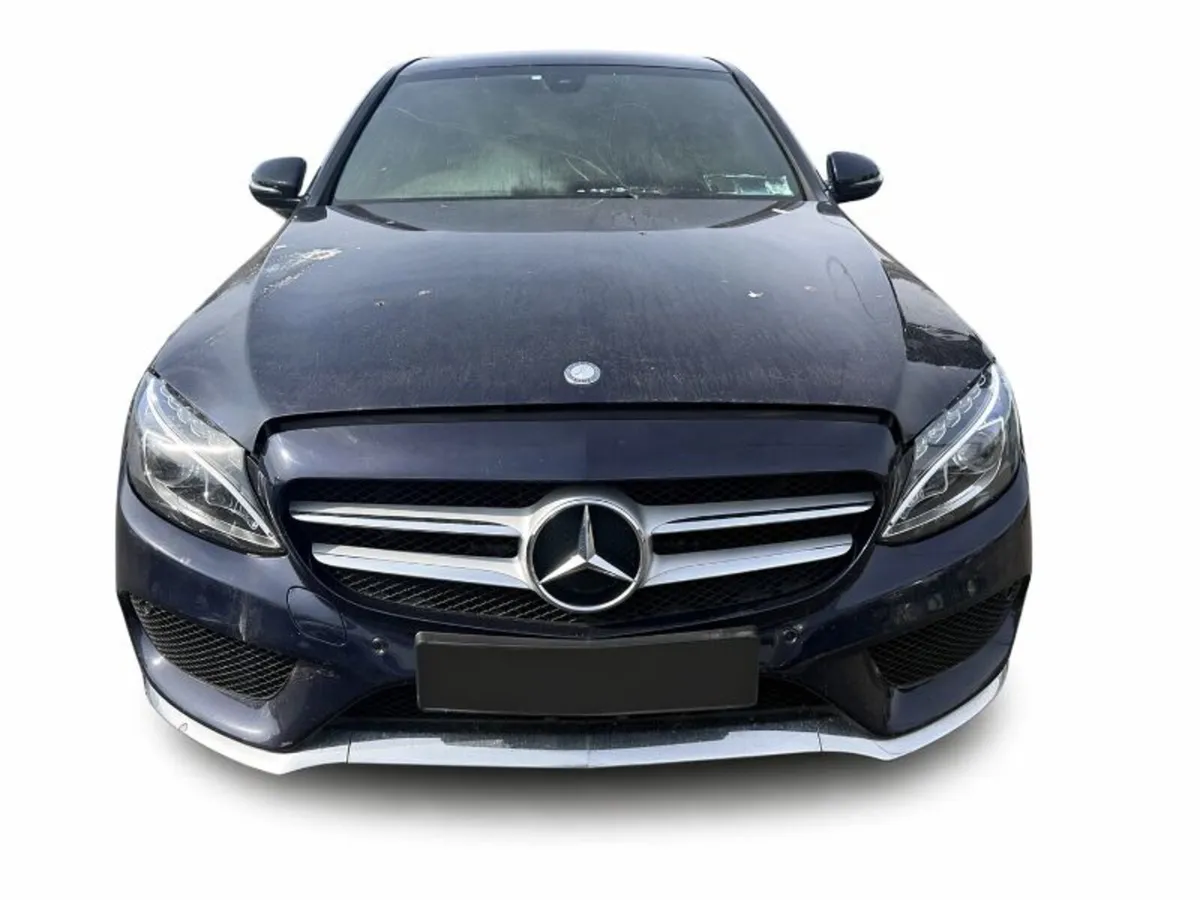 17 MERCEDES C-CLASS  220 C SERIES D AMG LINE 4DR A - Image 2