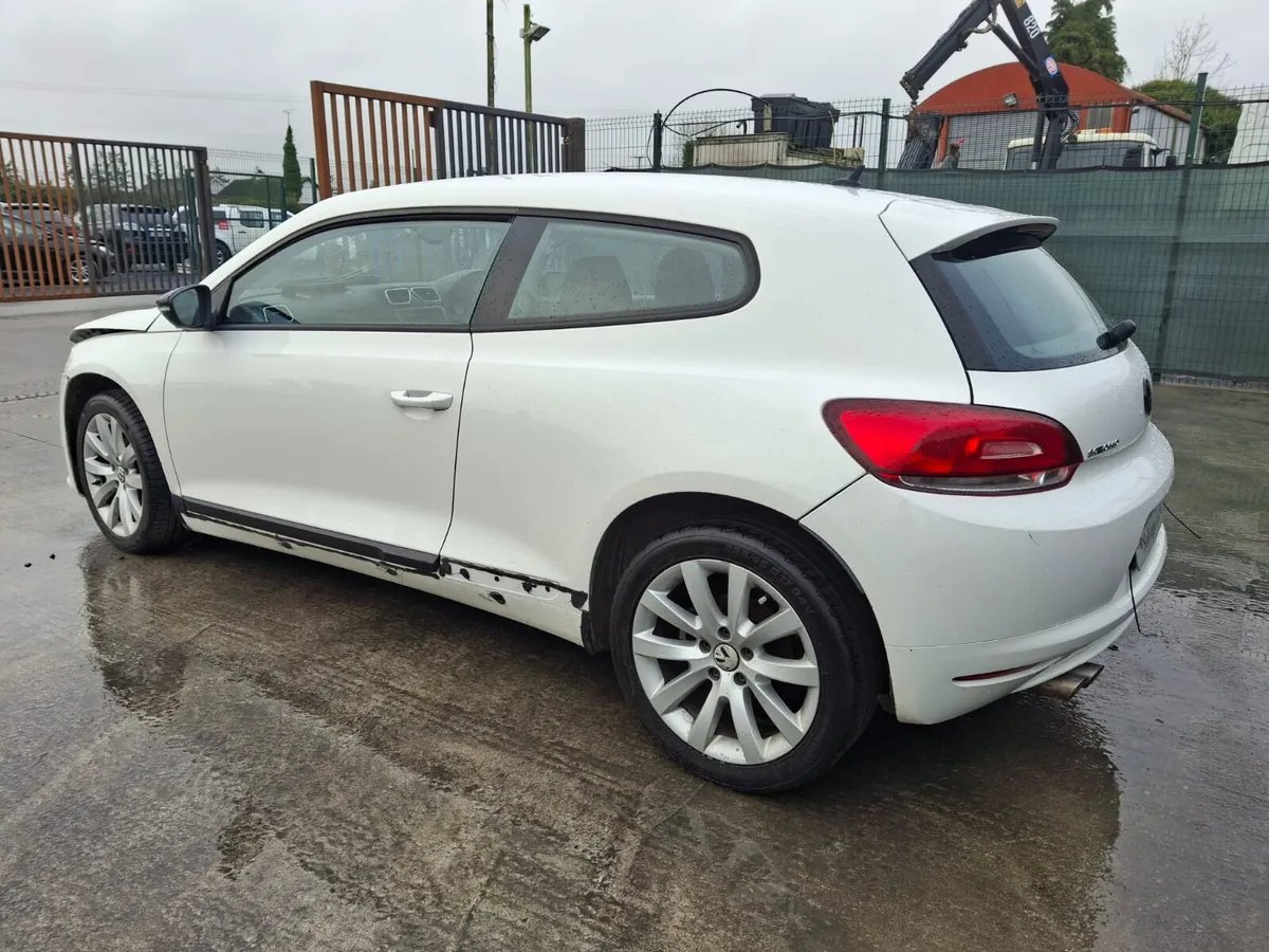 2010 VW Scirocco cheap to clear - Image 4