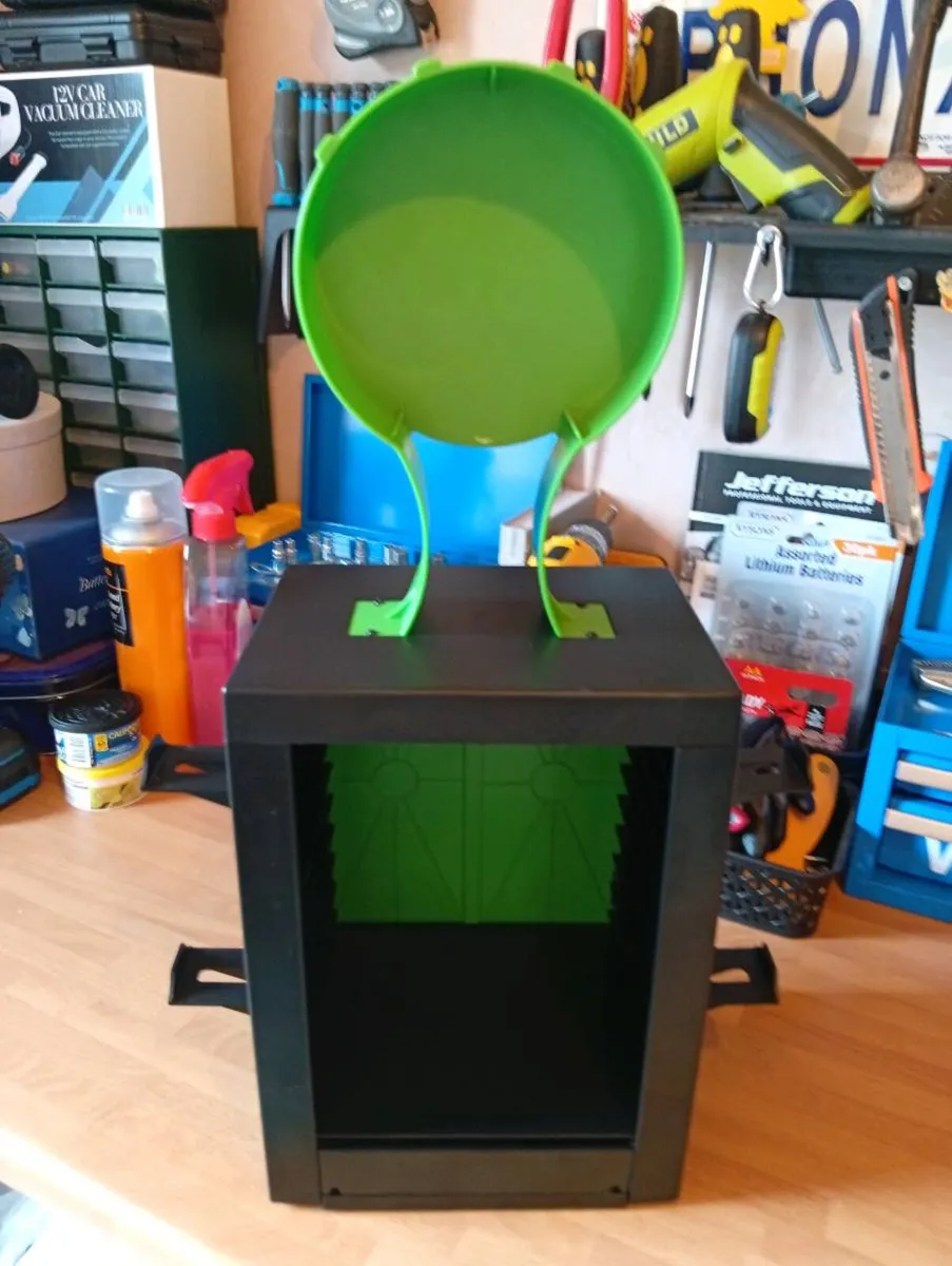X-BOX  stand - Image 3