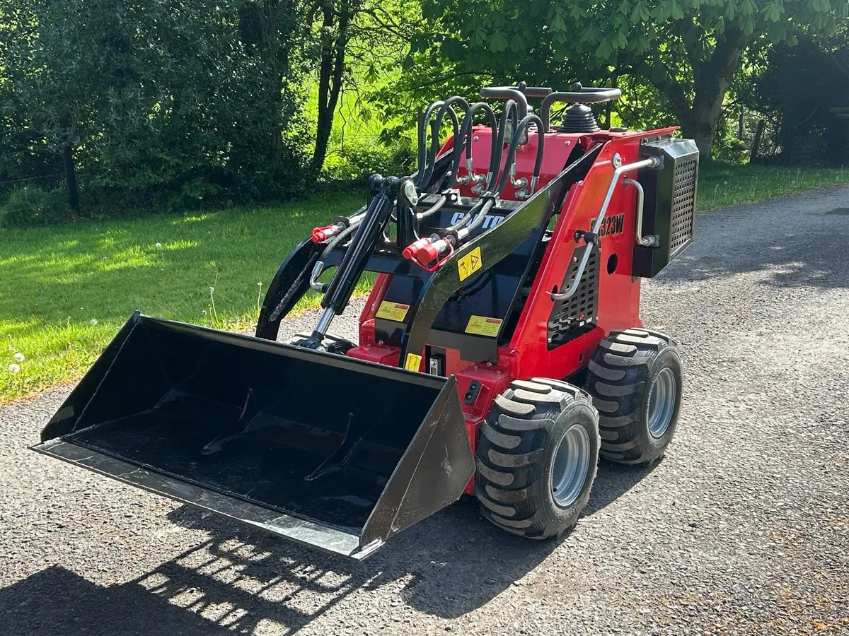 SKIDSTEER - Image 1