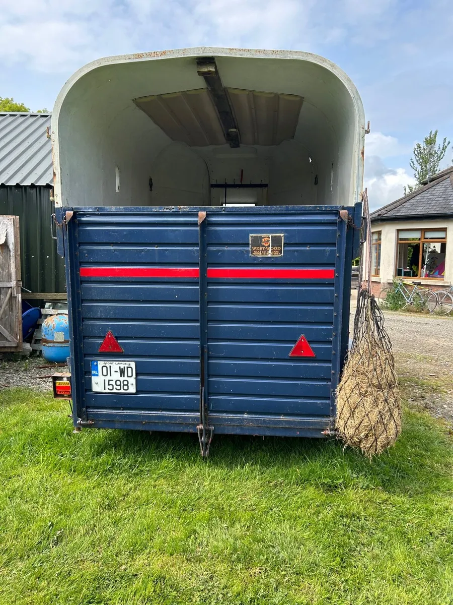 Horsebox - Image 1