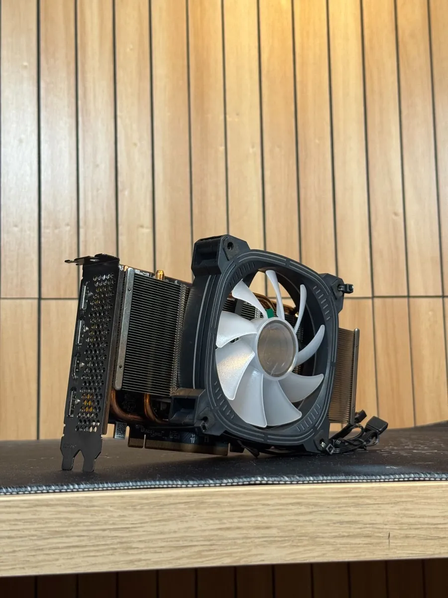 RX 5700XT 8GB GDDR6 - Image 1