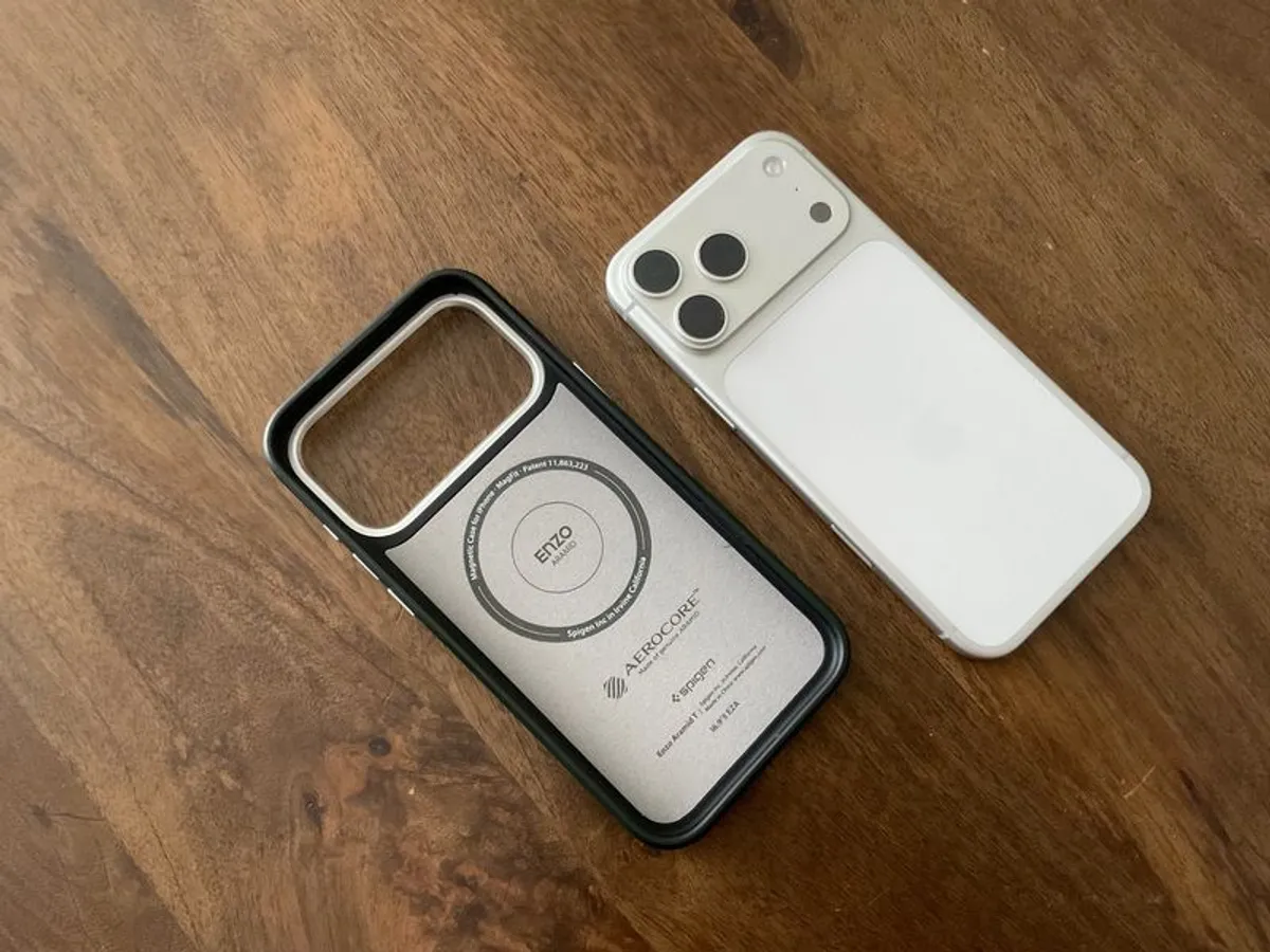 iPhone 17 Pro Max - Silver -256gb - as New with Apple Care - Image 2