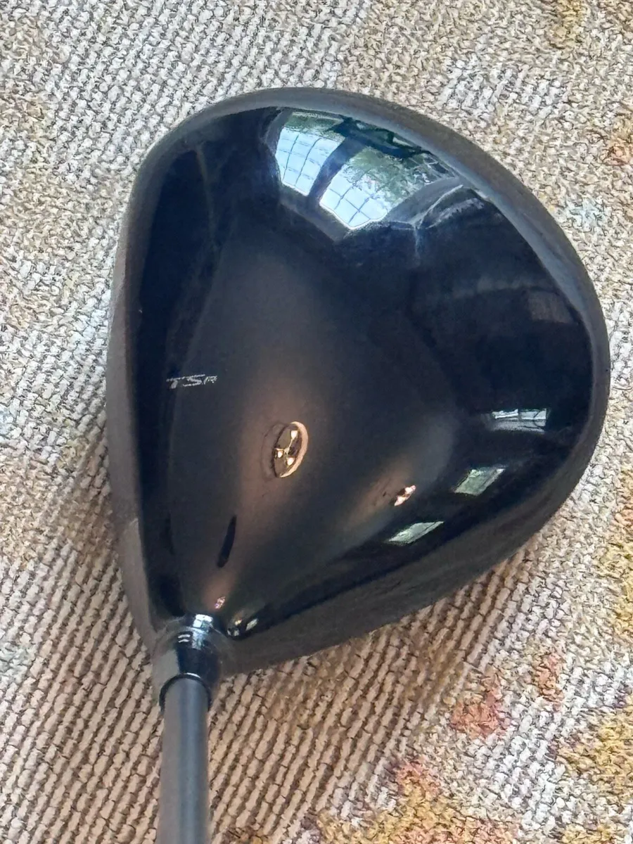 Titleist TSr3 Driver - Image 1