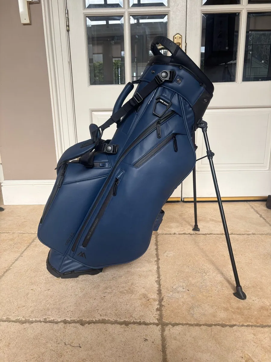Big Max Dri Lite Prime Hybrid Golf Bag - Image 1
