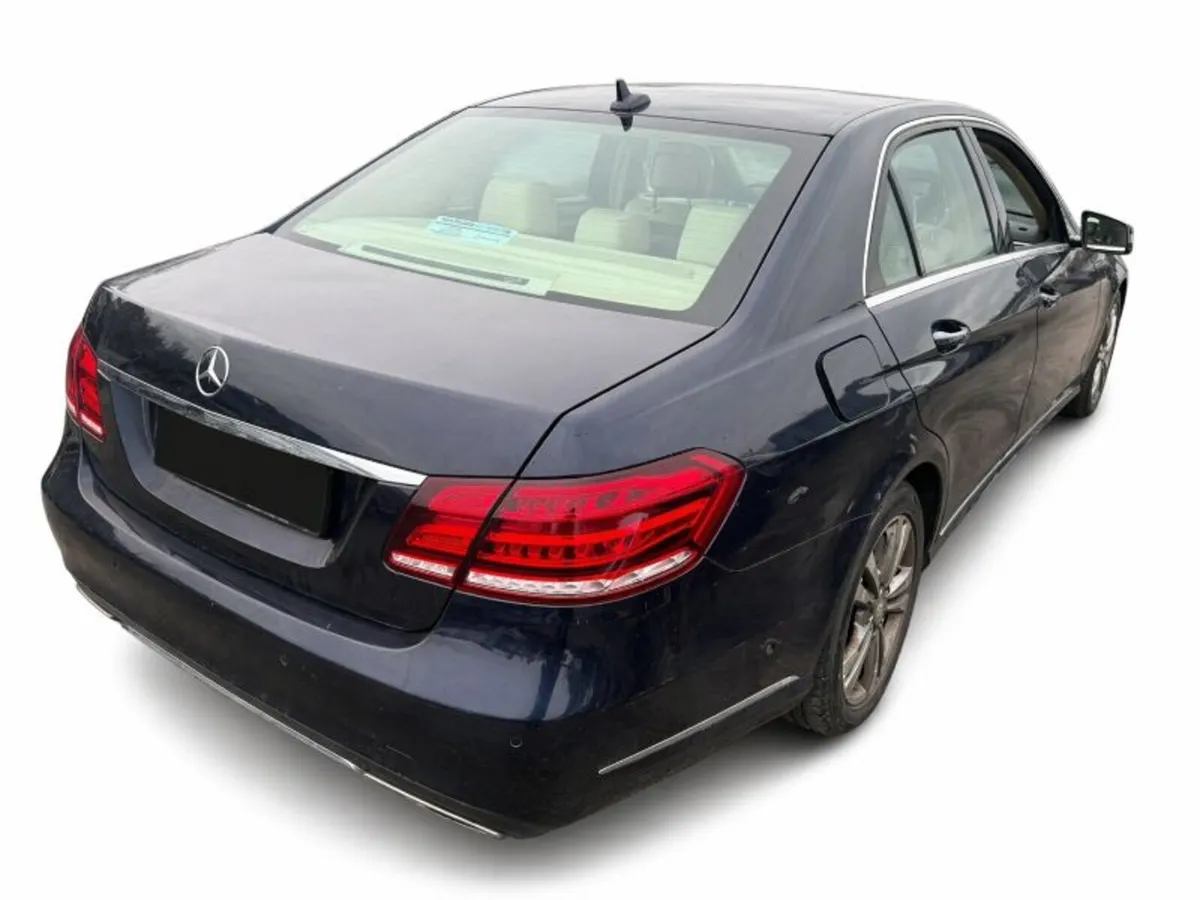 14 MERCEDES E-CLASS  200 CDI BLUE EFFICIENCY AVANT - Image 3