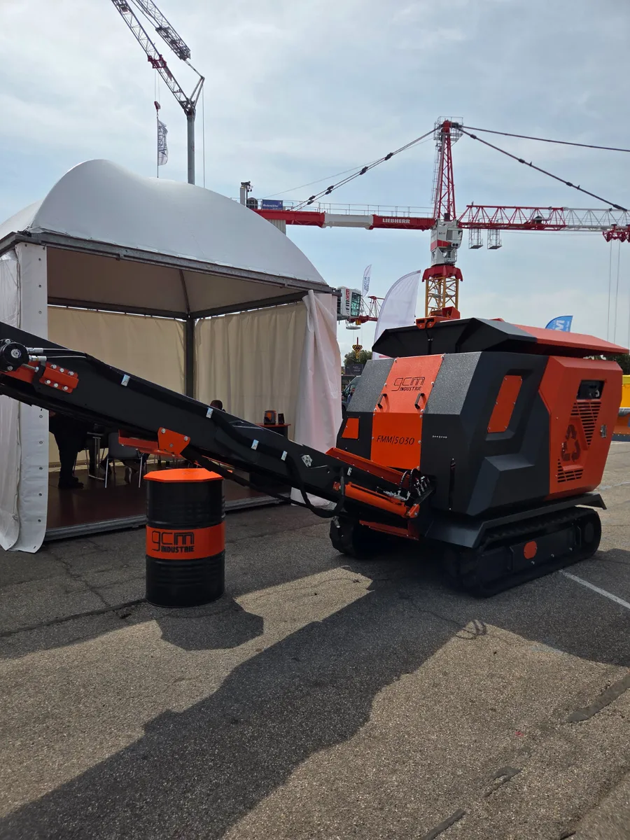 GCM 4.5 ton Compact Tracked Crusher - Image 4