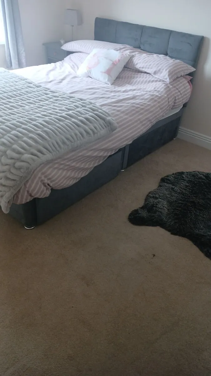 Small double bed with mattress and headboard. - Image 3