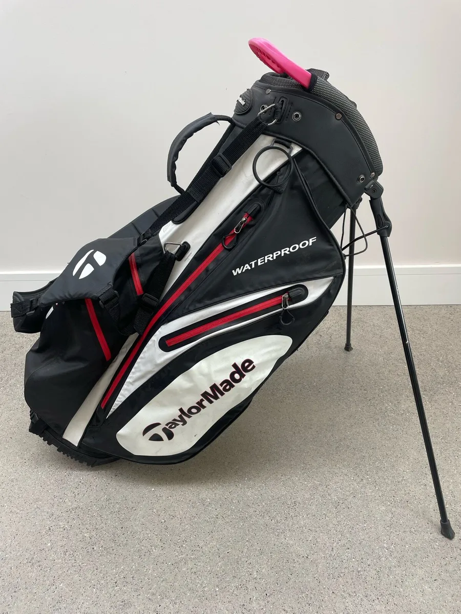 Taylormade Carry Bag - Image 1