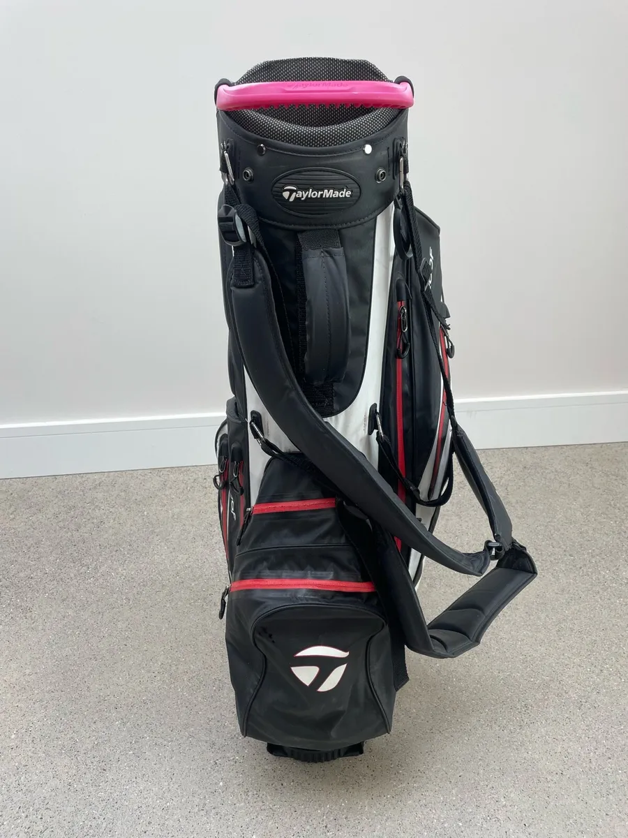 Taylormade Carry Bag - Image 3