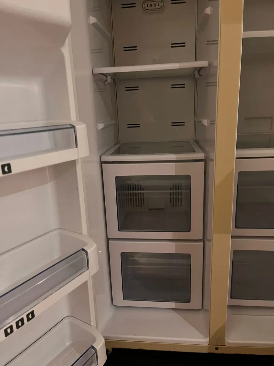 American fridge freezer - Image 3